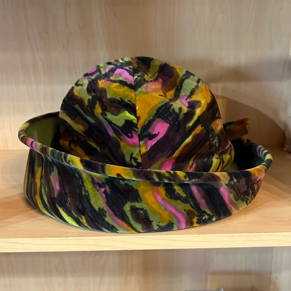 Mr. John Jr. Vintage ladies hat size small